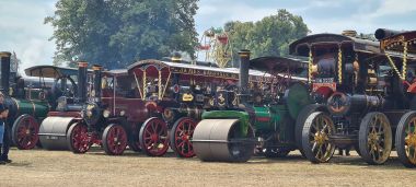Grand Steam Parade