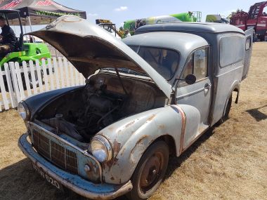 Morris Truck