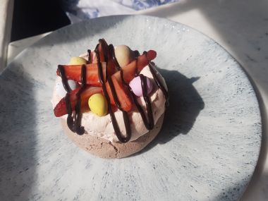 Chocolate Pavlova