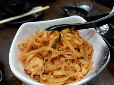 Pad Thai noodles with mixed seafood