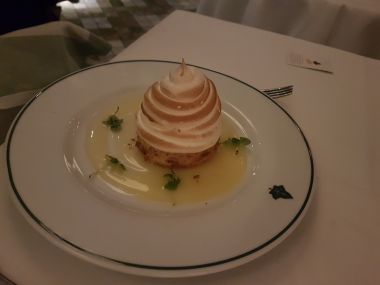 Lemon meringue Alaska