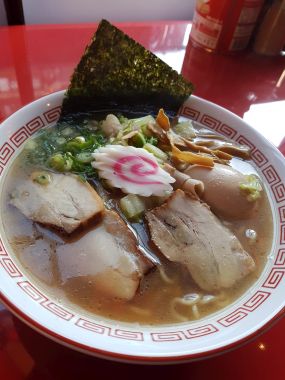 Tokusei Showaken Ramen