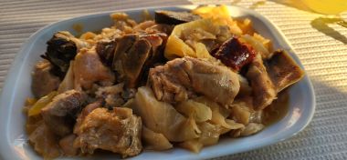 Monchique-Style Cabbage ("Couve a Monchique") - Half Portion Monchique-Style Cabbage ("Couve a Monchique") - Half Portion