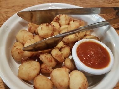 Cheddar Cheese Curds