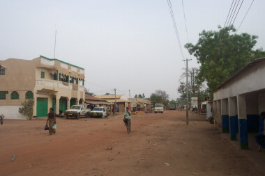 Bansang Main Street (Looking West) Bansang Main Street (Looking West)