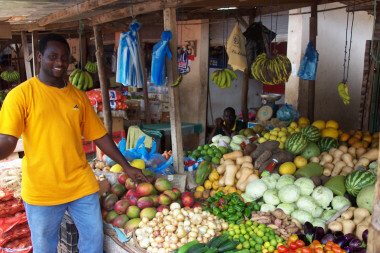 MY Fruit/Veg Man in Bakau