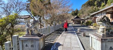 Mel in Shrine