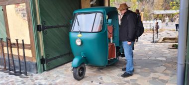 Delivery Truck