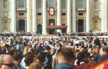 Can you Spot the Pope (Wearing Bright Rouge)?