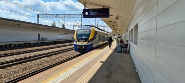 Metro Train