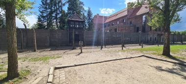 Fence and Guardpost