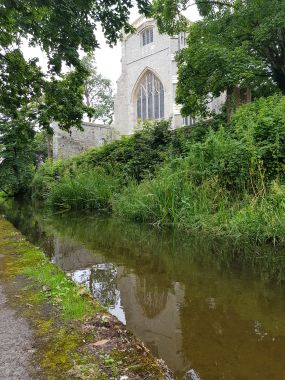 Walk along the River Avon