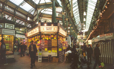 Kirkgate Market (at Christmas)